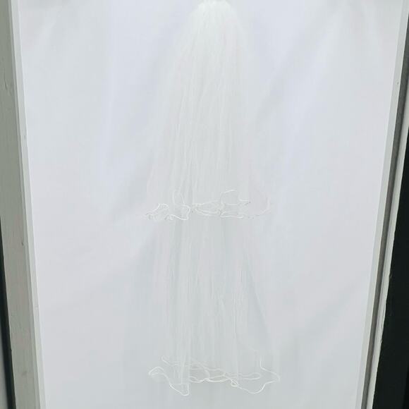 Handmade Strapless White Gown - Picture 15 of 15